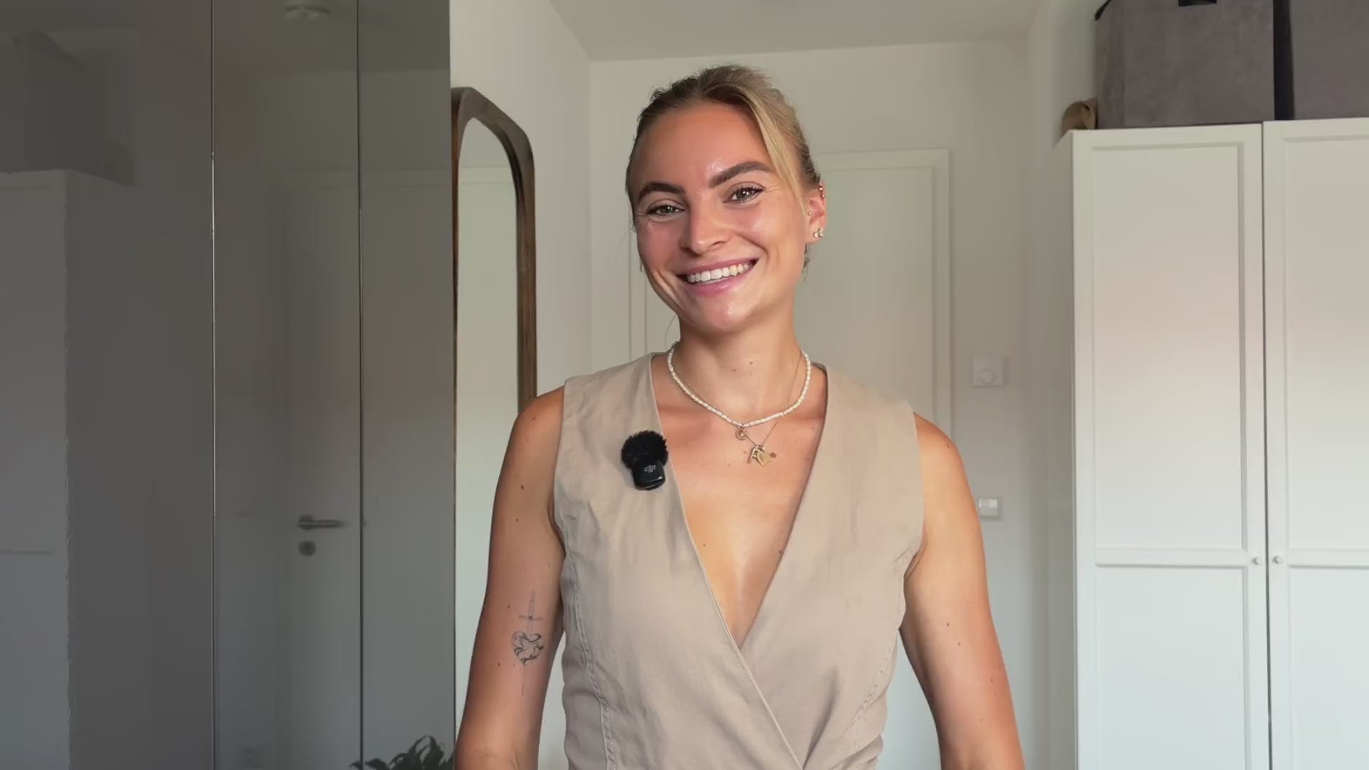 Video laden: Lillypads Fashion Tape – Anwendungsvideo